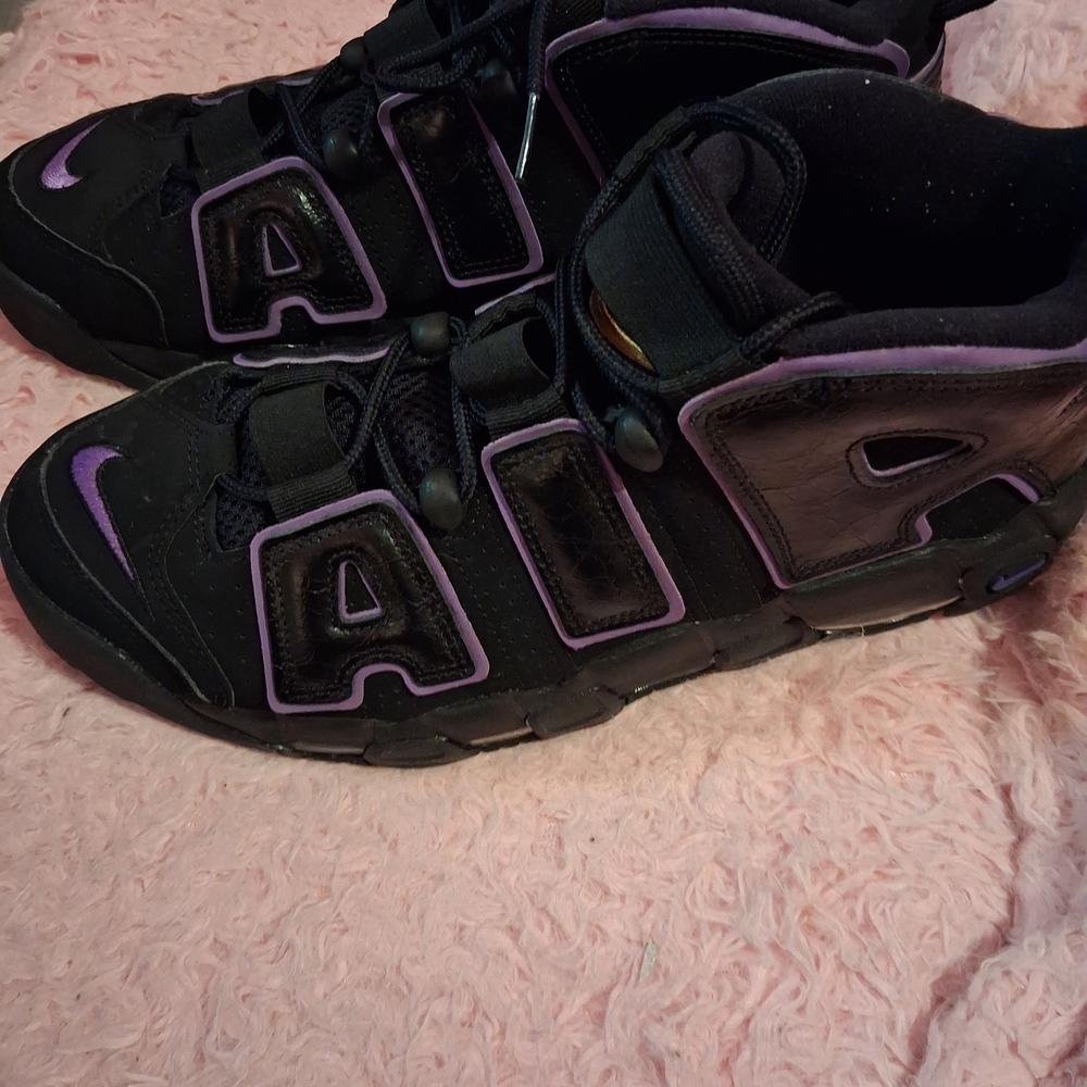 Nike Black and Purple Women's Sneakers